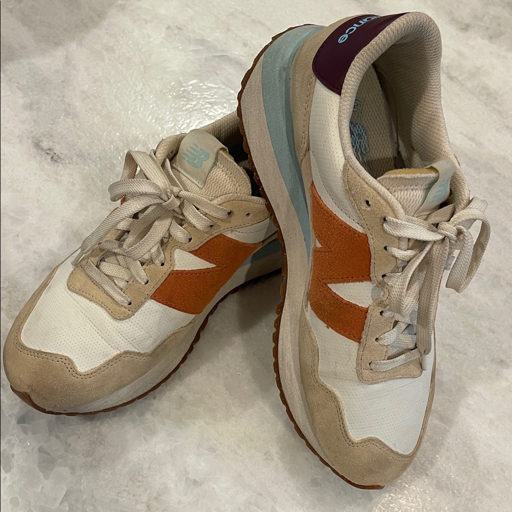 New Balance 237 Stylish Women's Sneakers in Orange and Cream